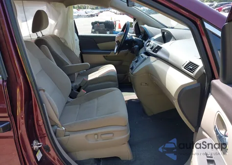 2016 Honda Odyssey Lx z USA, uszkodzony, nr VIN 5FNRL5H20GB096970